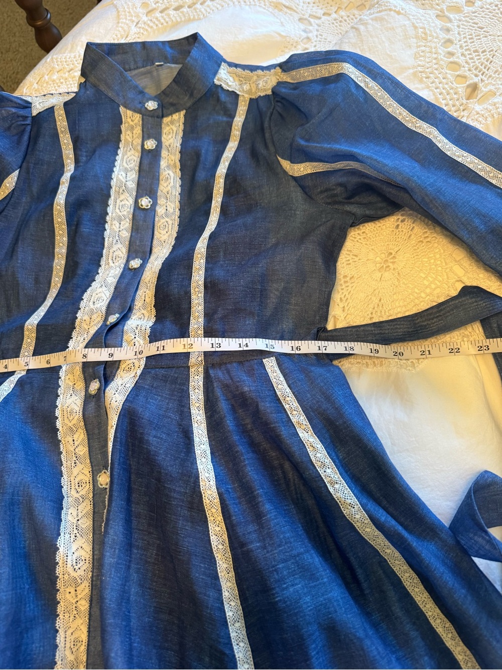 Blue Sunday Brunch dress with Lace-Trim Button-Front and Waist Tie - Picture 10 of 11